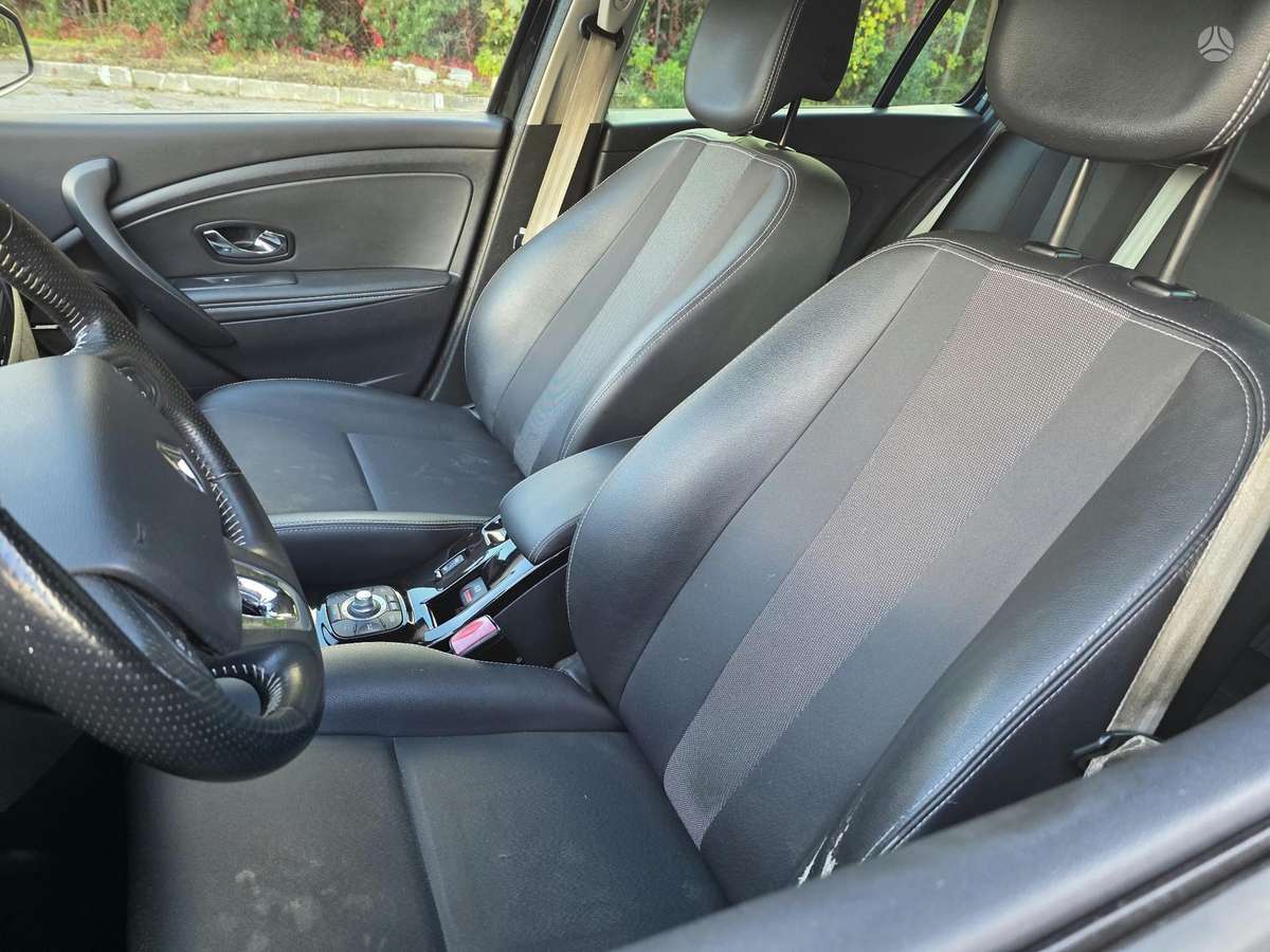 Renault Megane 2013 — photo 12