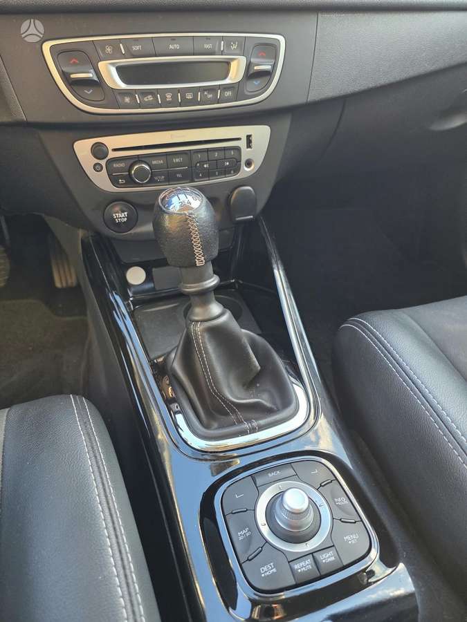 Renault Megane 2013 — photo 9