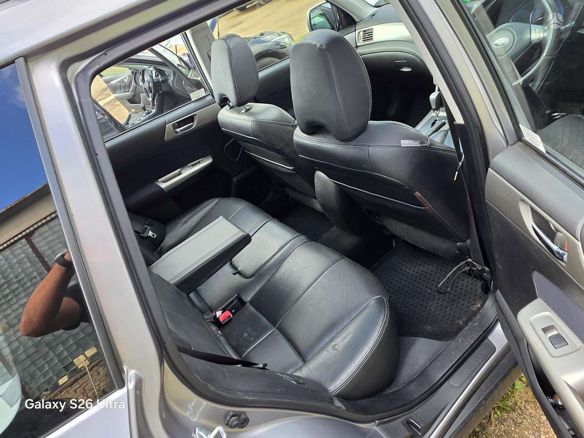 Subaru Forester 2009 — photo 17