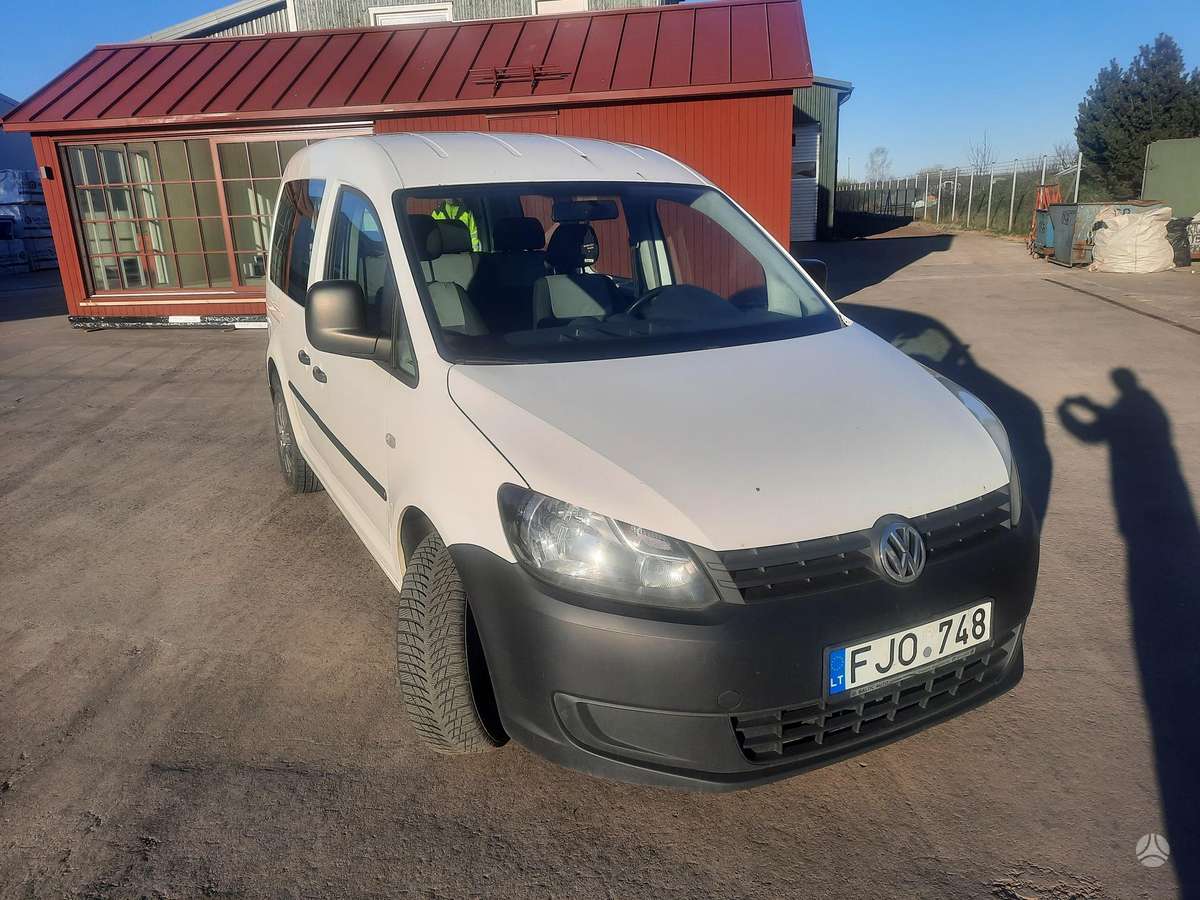 Volkswagen Caddy 2011 — interior