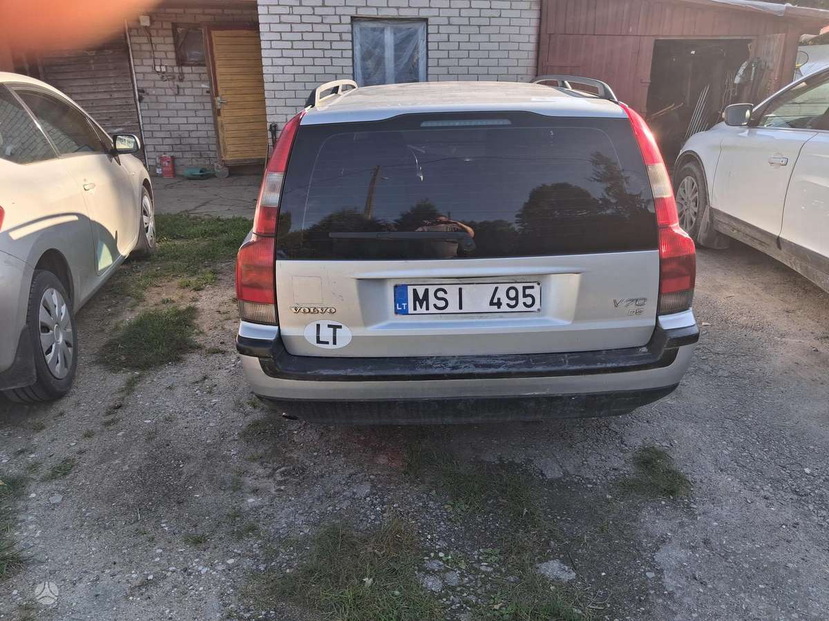 Volvo V70 2005 — engine 2400 cm³, 163 HP (120kW)