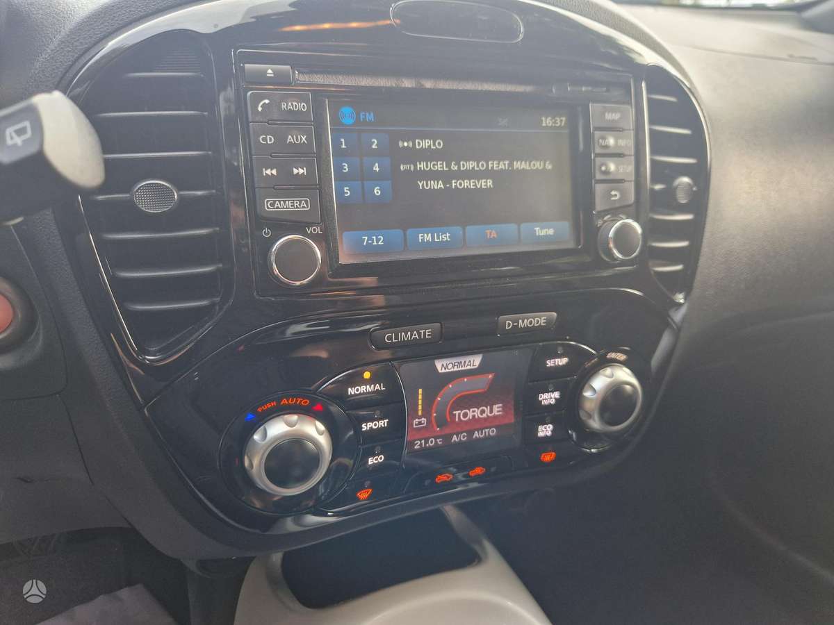 Nissan Juke 2015 — фото 15