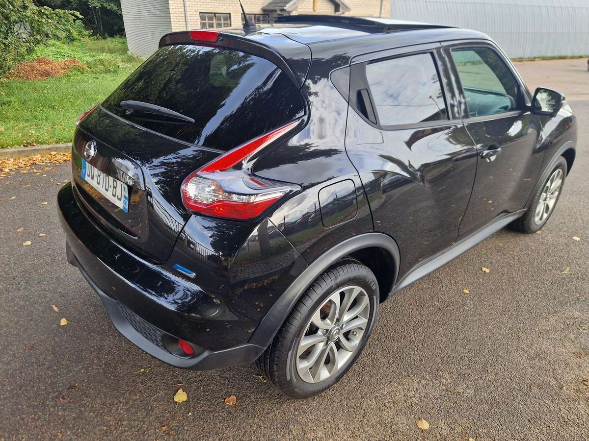 Nissan Juke 2015 — двигун 1500 cm³, 110 HP (81kW)