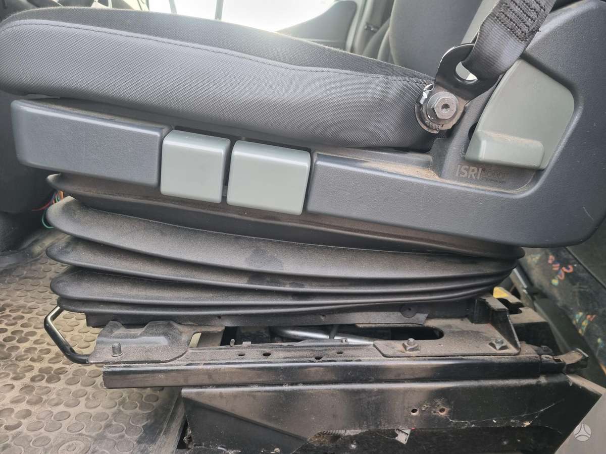 Renault Master 2014 — photo 20