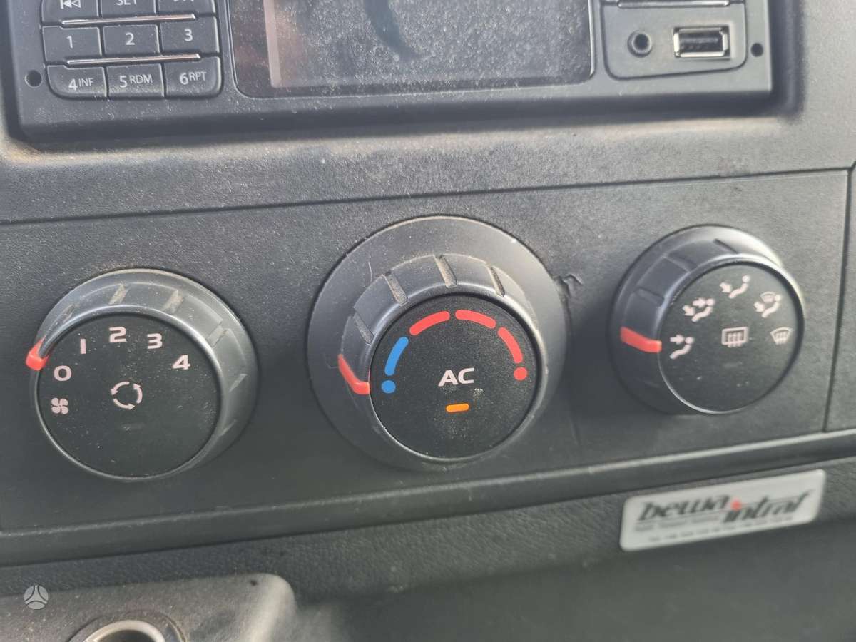 Renault Master 2014 — photo 21