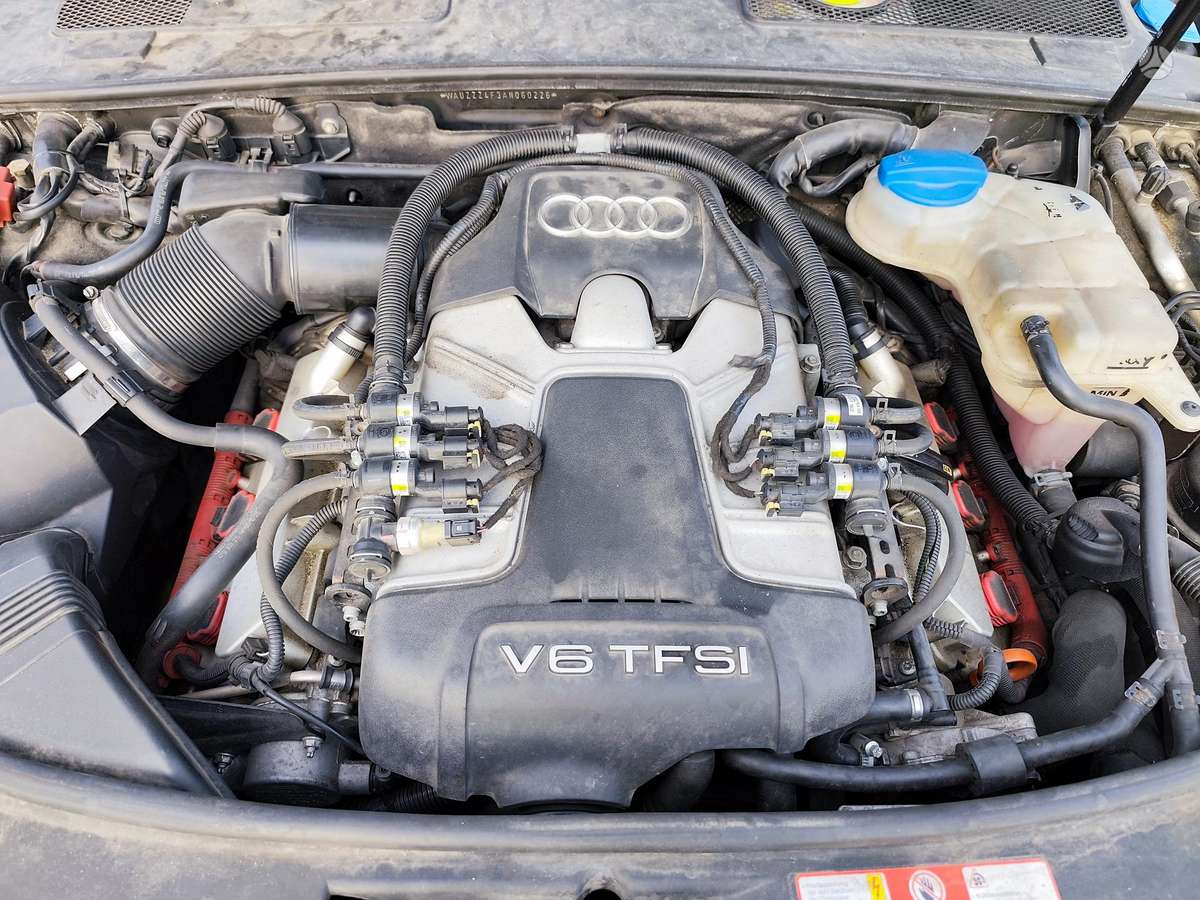 Audi A6 2010 — photo 11