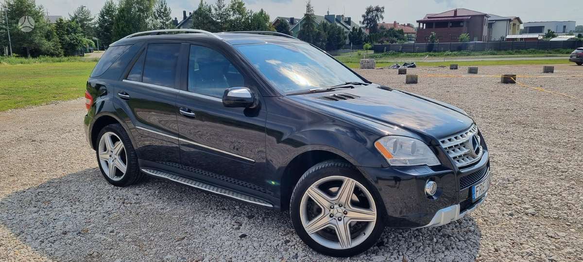 Mercedes-Benz ML550 2009 — photo 8