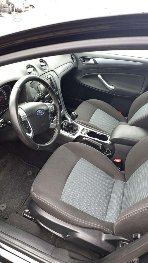 Ford Mondeo 2014 — photo 7