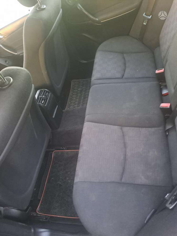 Mercedes-Benz C220 2004 — photo 5