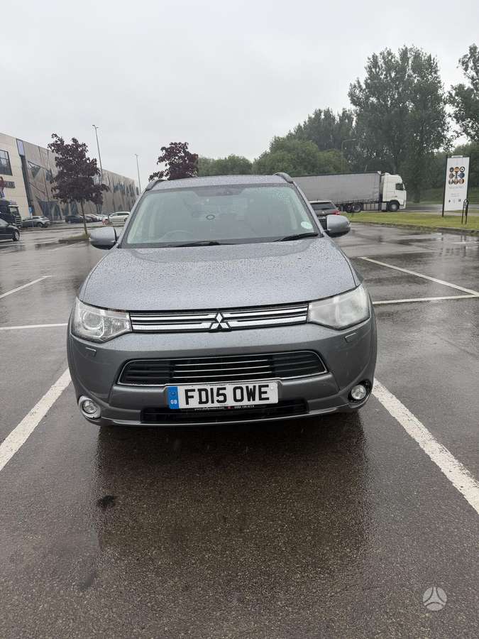 Mitsubishi Outlander 2015 — photo 6
