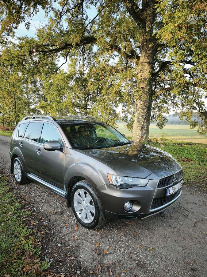 Mitsubishi Outlander 2013 — vehicle for AFU Ukraine