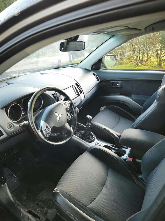 Mitsubishi Outlander 2013 — photo 6