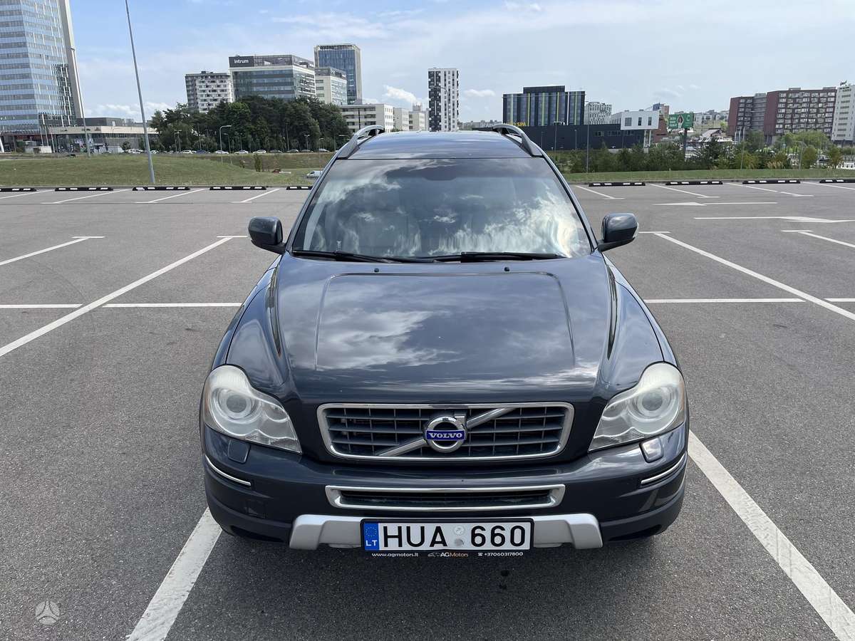 Volvo XC90 2010 — салон