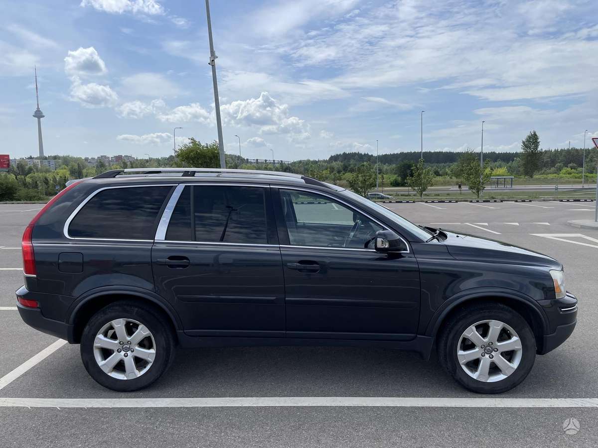 Volvo XC90 2010 — двигун 2400 cm³, 200 HP (147kW)