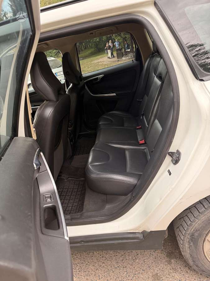 Volvo XC60 2013 — photo 5