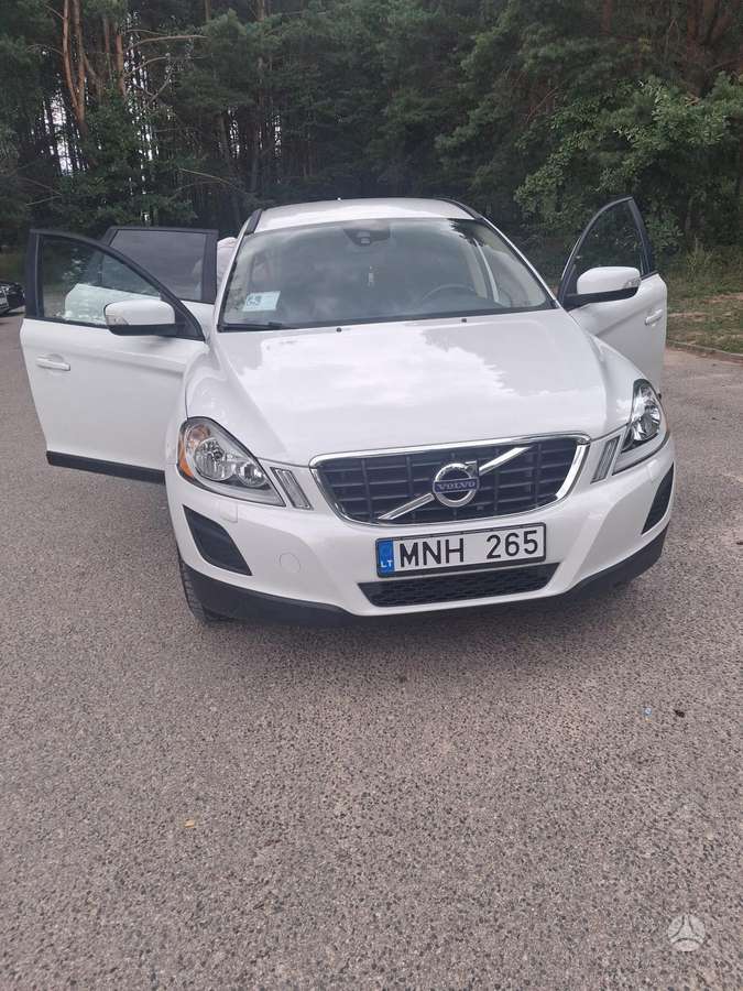 Volvo XC60 2013 — photo 7
