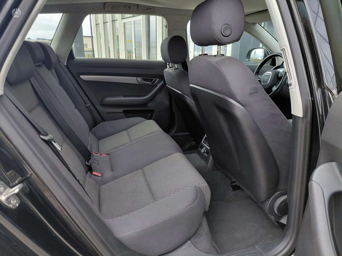 Audi A6 2010 — photo 10