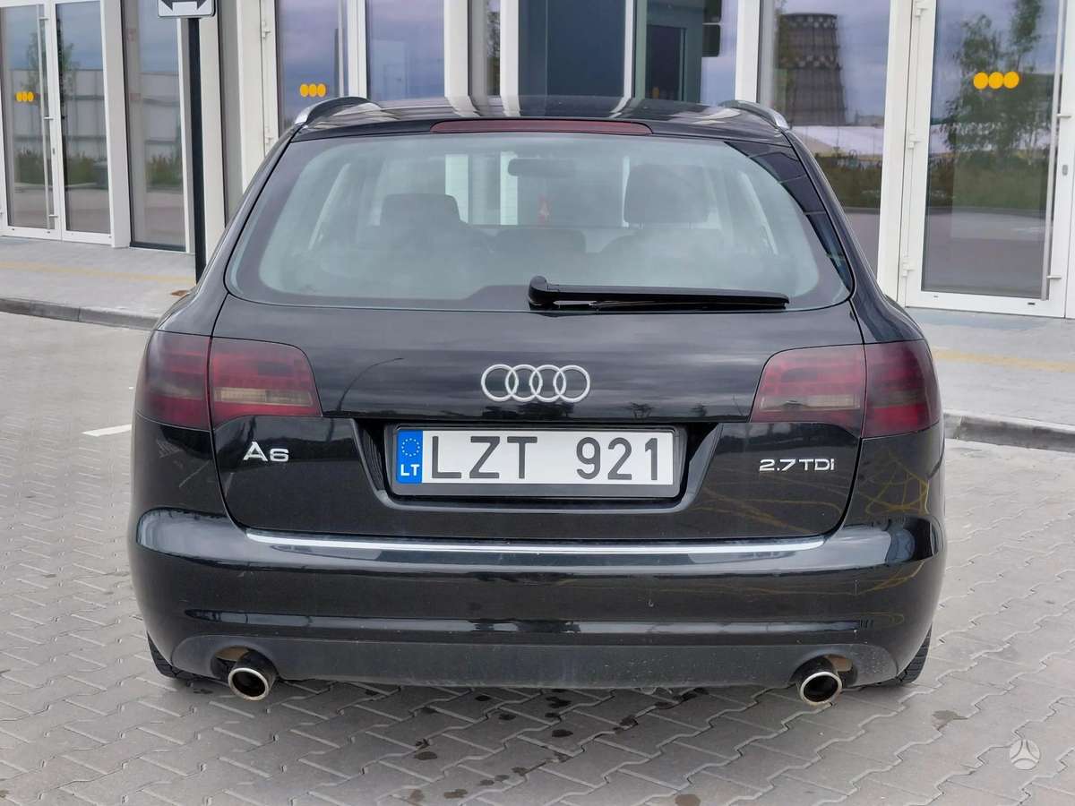 Audi A6 2010 — photo 5