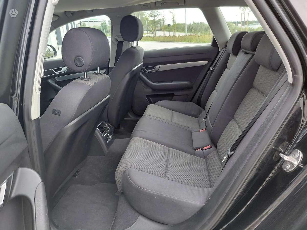 Audi A6 2010 — photo 9