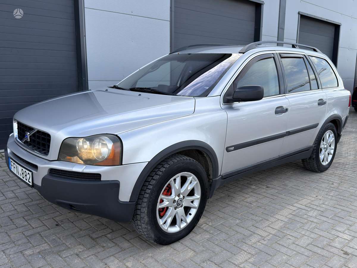 Volvo XC90 2004 — вигляд ззаду