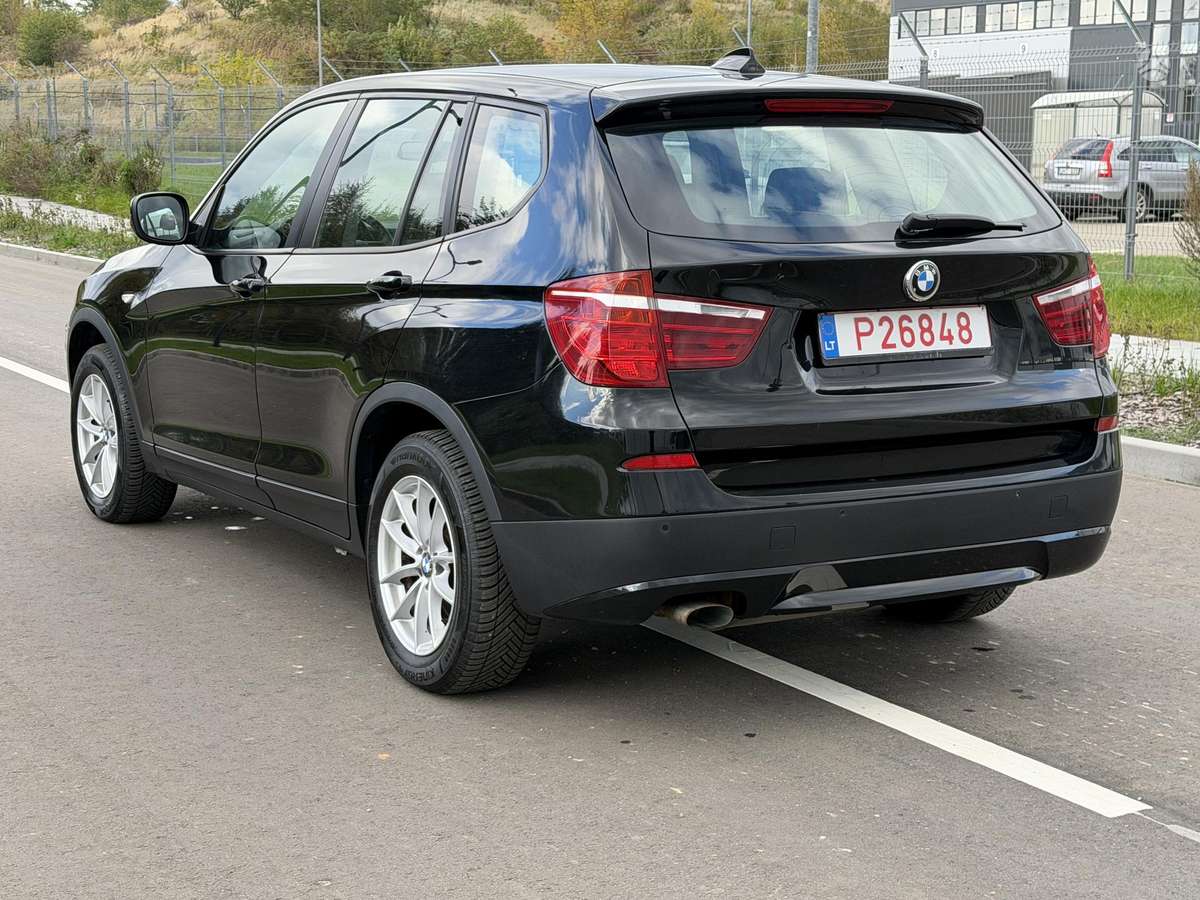 BMW X3 2011 — photo 7