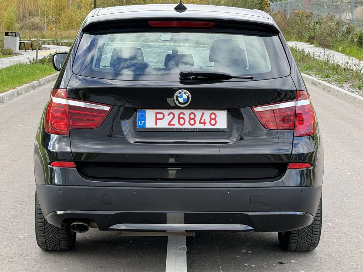 BMW X3 2011 — photo 8
