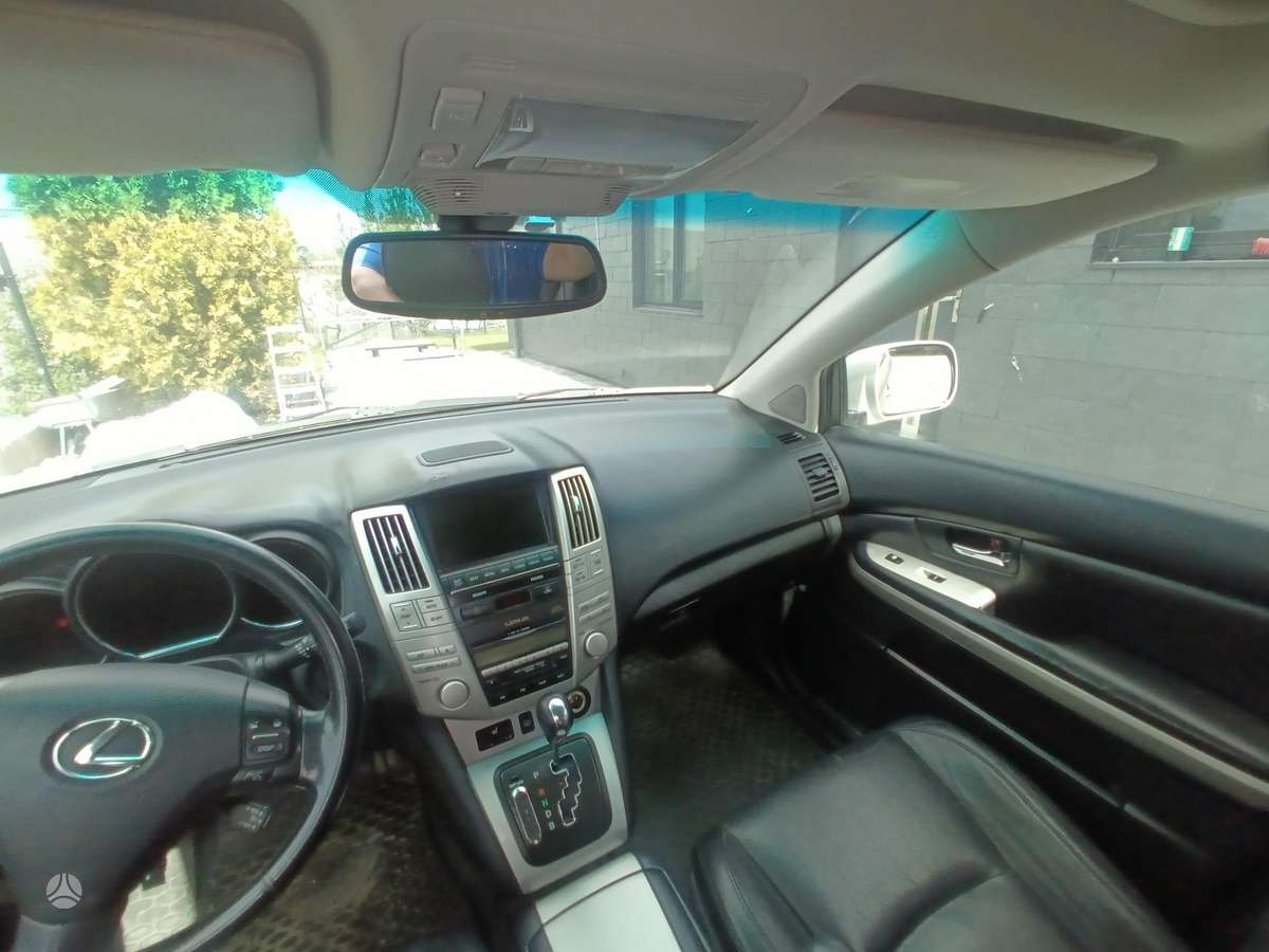 Lexus RX 2006 — photo 11