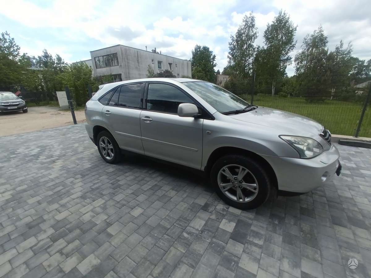 Lexus RX 2006 — interior