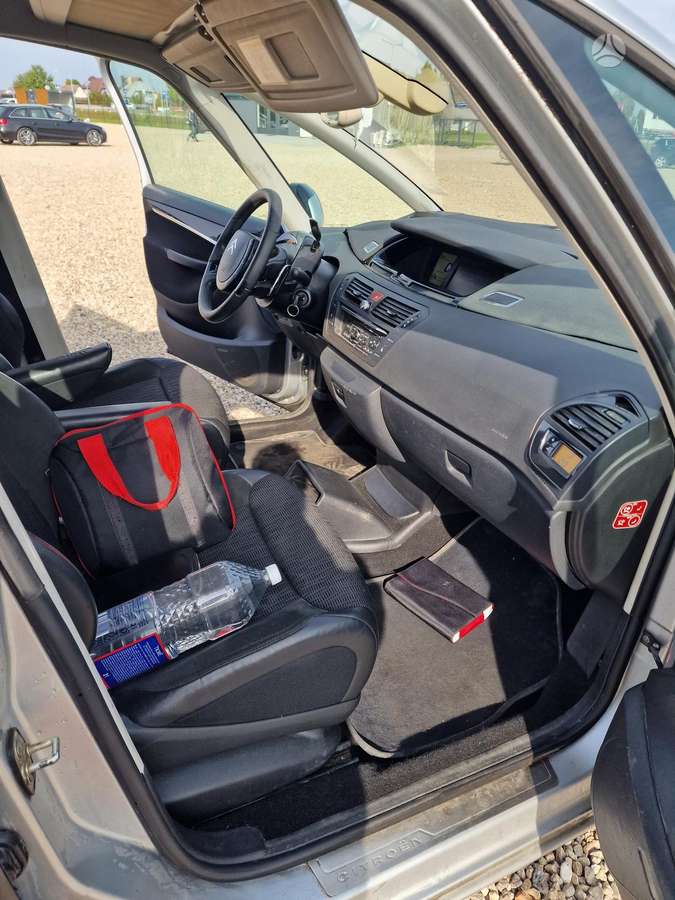 Citroen Grand 2012 — photo 14