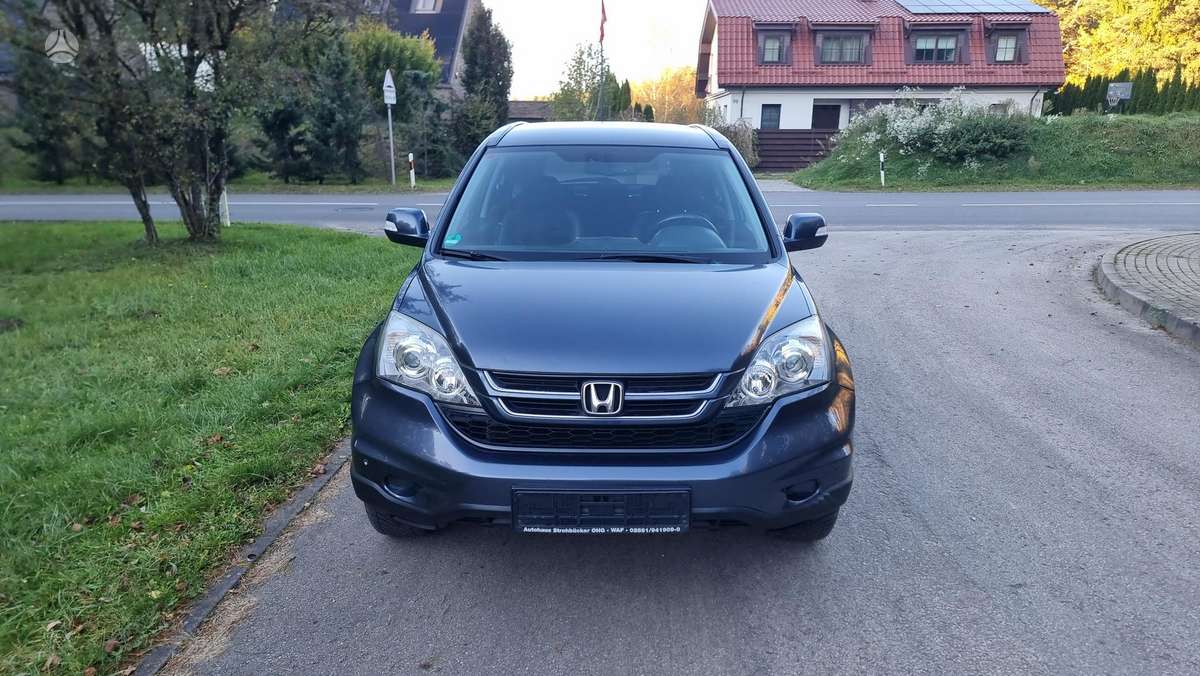 Honda CR-V 2011 — салон