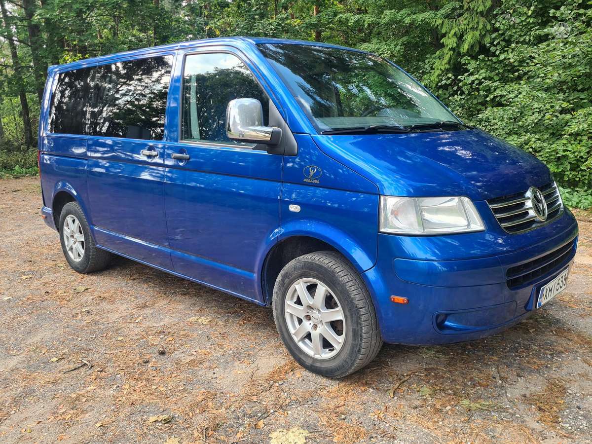 Volkswagen Transporter 2006 — rear view
