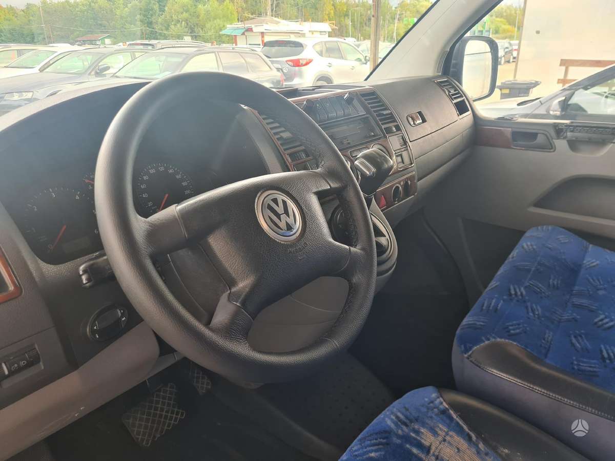 Volkswagen Transporter 2006 — photo 7