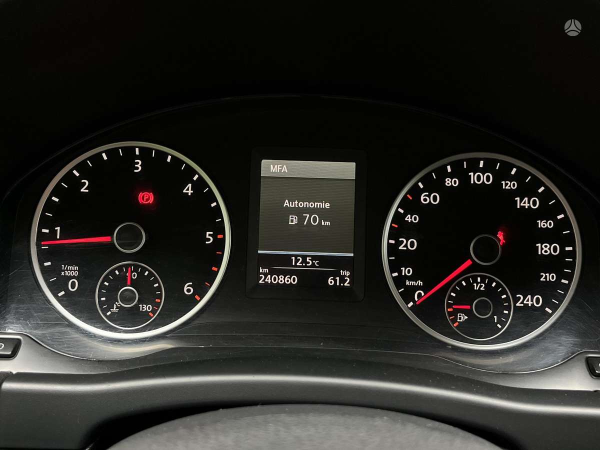 Volkswagen Tiguan 2012 — photo 19