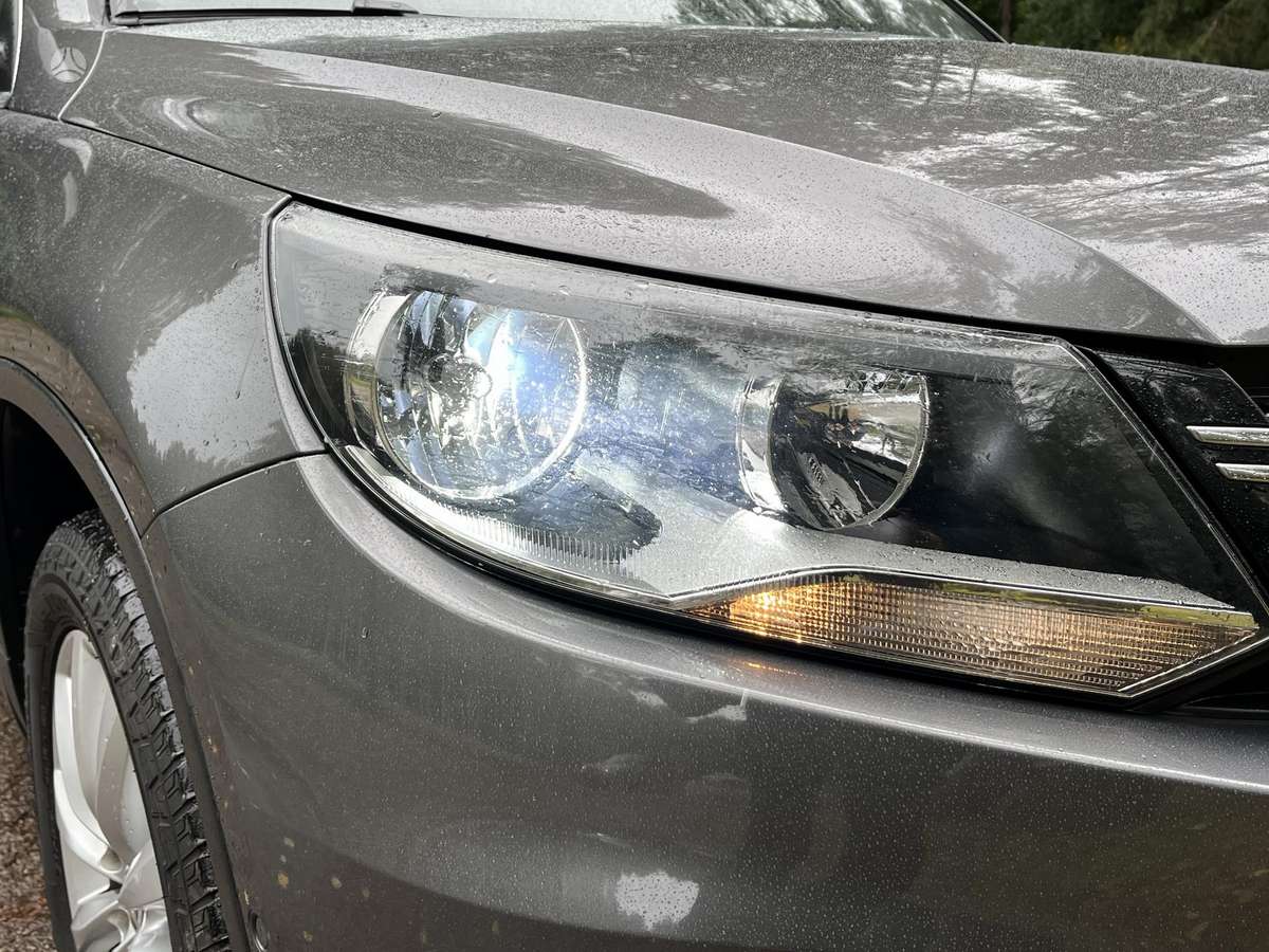 Volkswagen Tiguan 2012 — photo 8