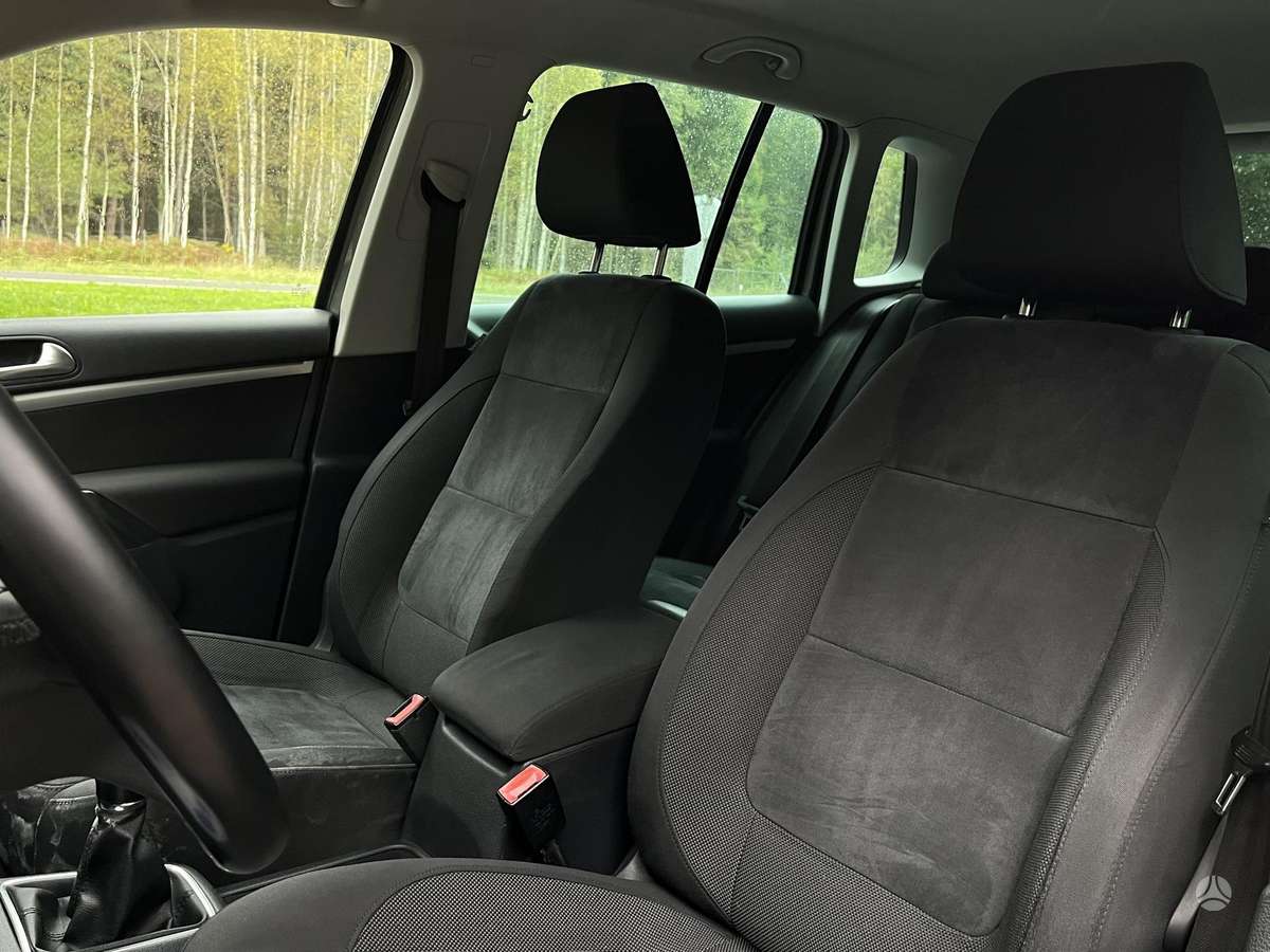 Volkswagen Tiguan 2012 — photo 9