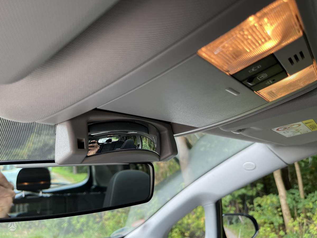 Toyota Verso 2015 — photo 17
