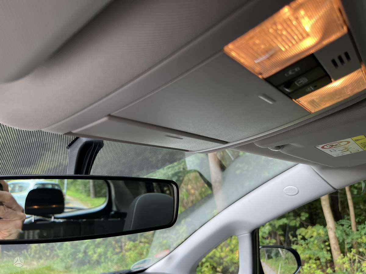 Toyota Verso 2015 — photo 18