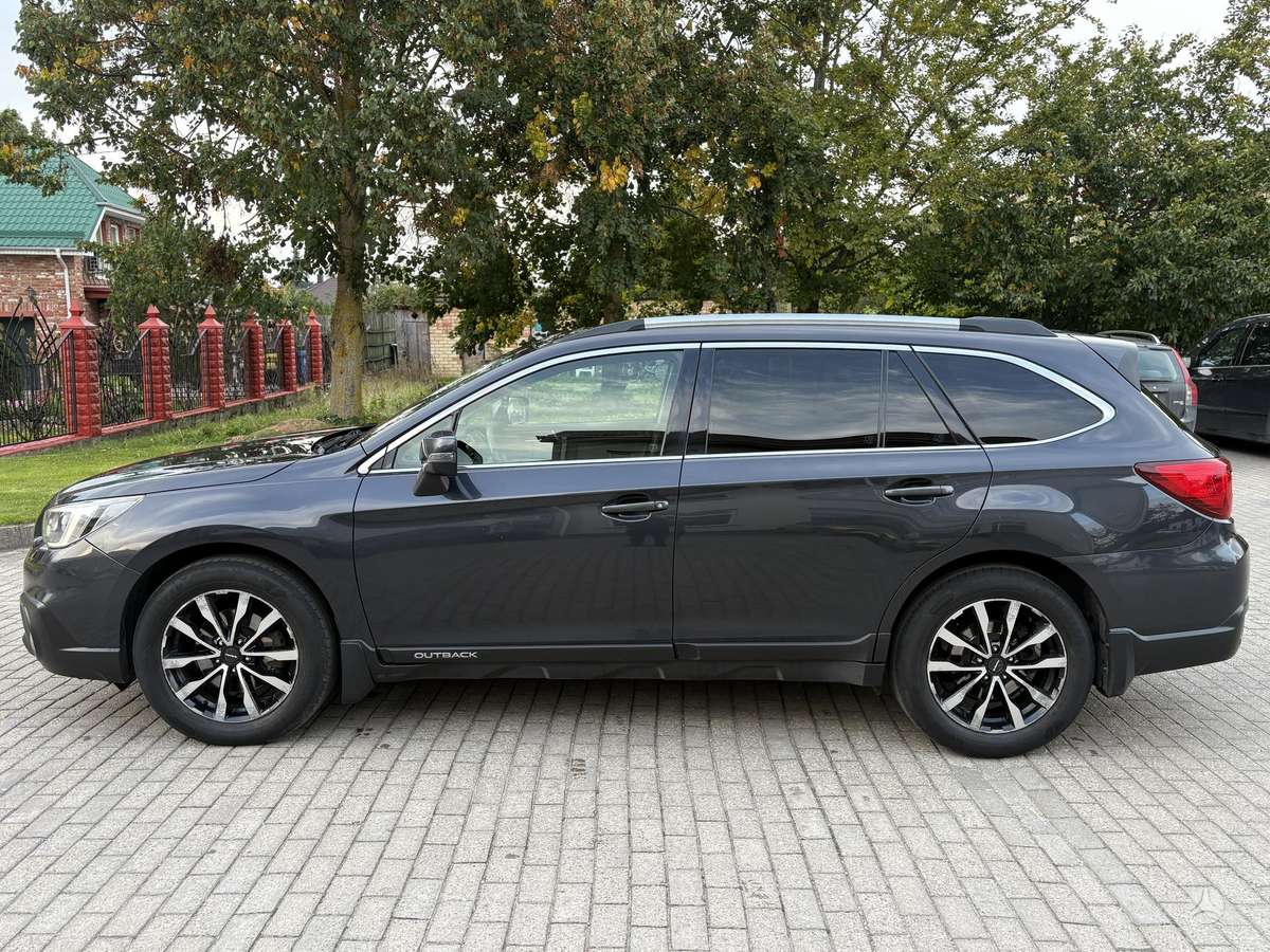 Subaru Outback 2015 — салон