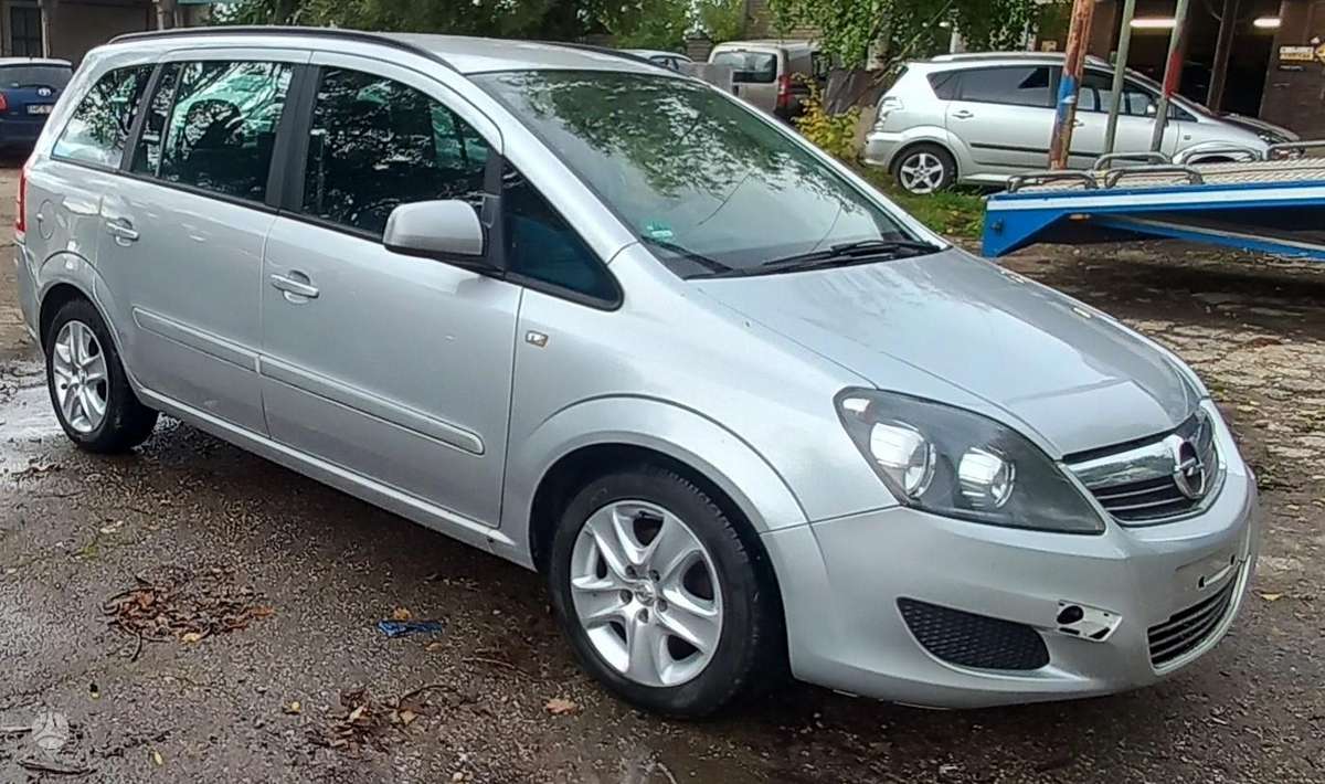 Opel Zafira 2012 — vehicle for AFU Ukraine