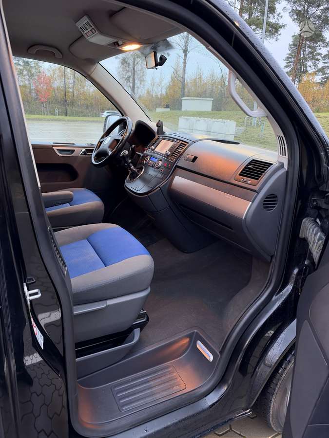 Volkswagen Multivan 2007 — photo 8
