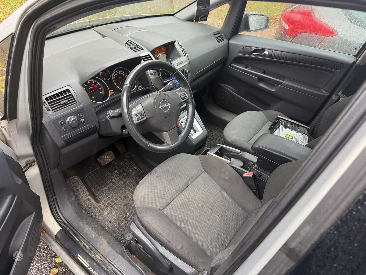 Opel Zafira 2006 — photo 5