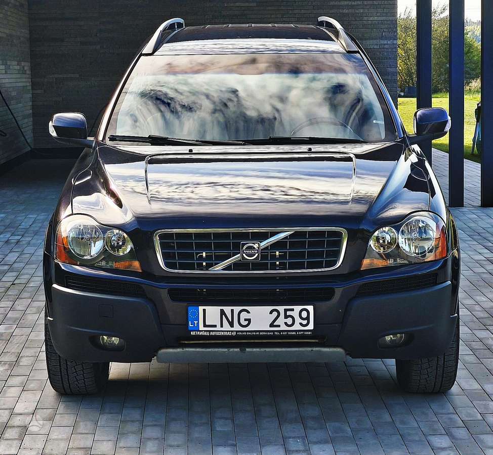 Volvo XC90 2005 — салон