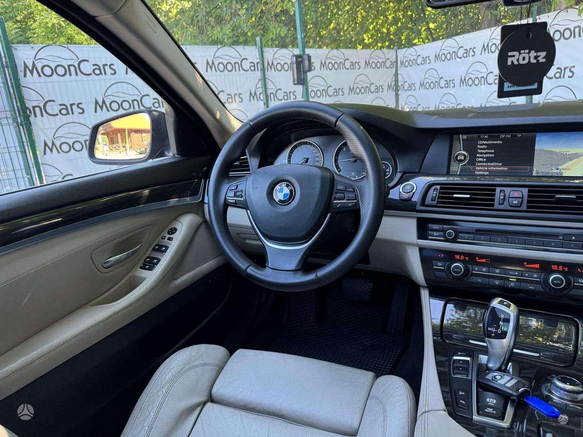 BMW 530 2012 — photo 10