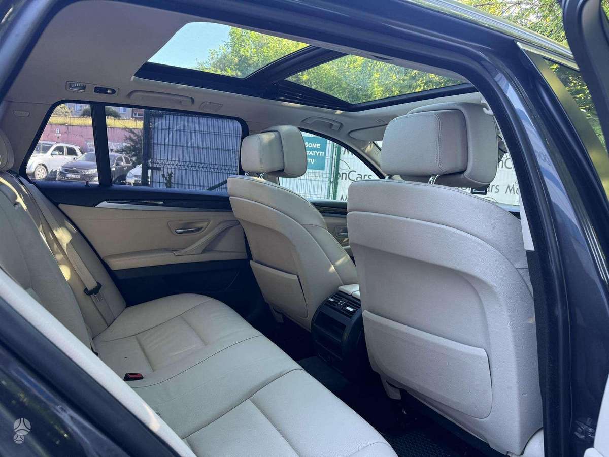 BMW 530 2012 — photo 15