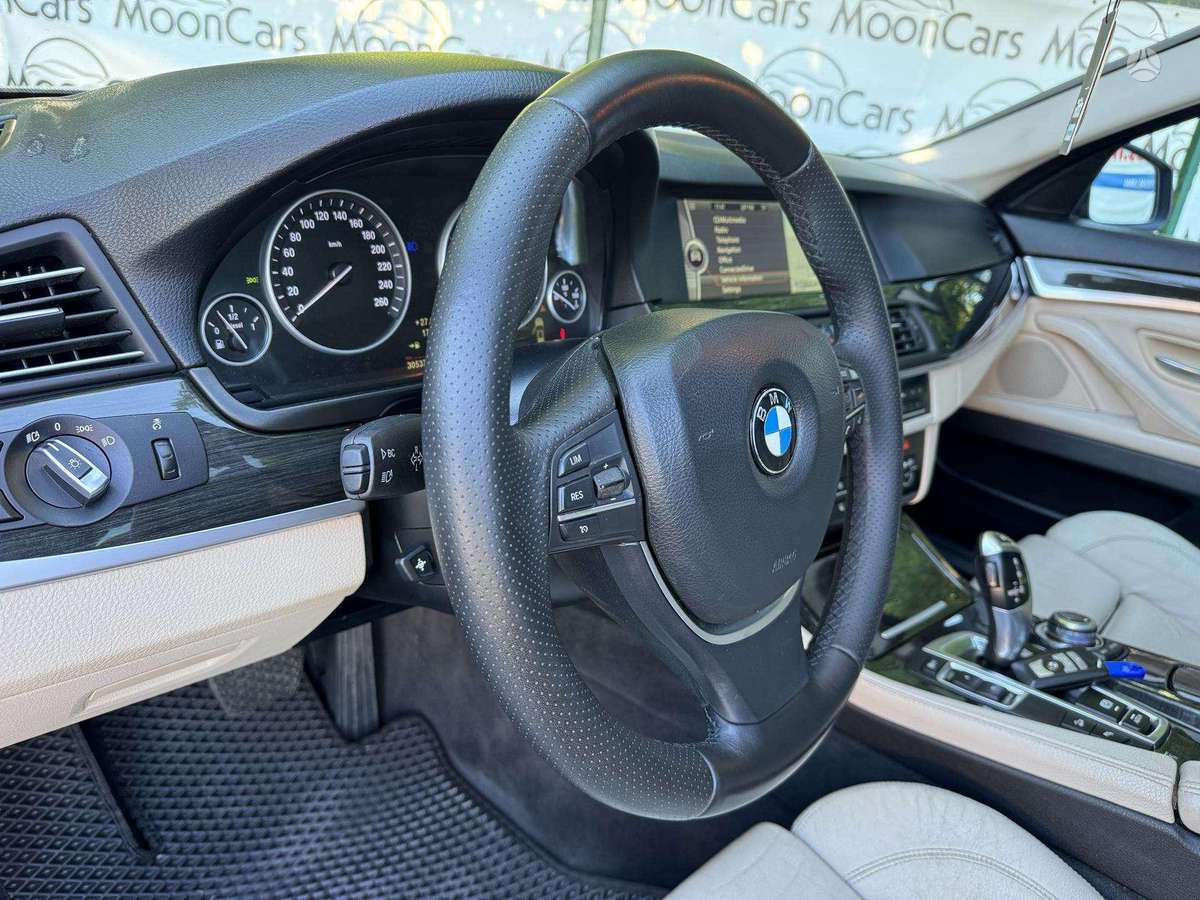 BMW 530 2012 — photo 21