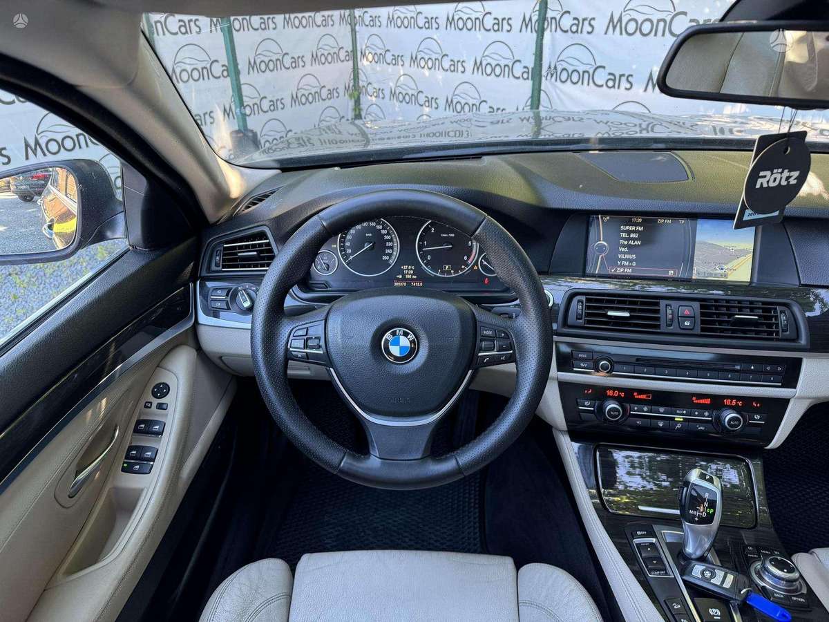 BMW 530 2012 — photo 7