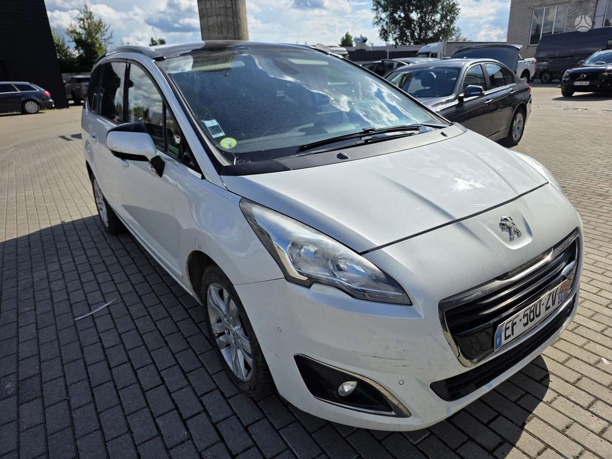 Peugeot 5008 2015 — фото 7