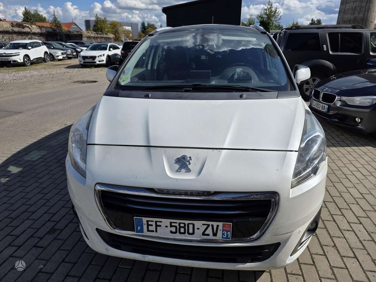 Peugeot 5008 2015 — фото 8