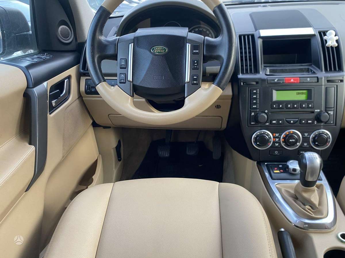 Land Rover 2007 — photo 13