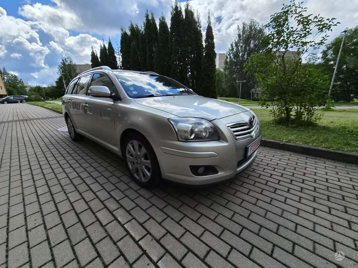 Toyota Avensis, 2008